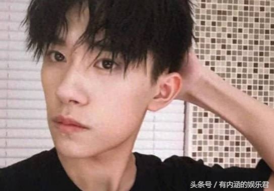 TFBOYS三人卸妆后：王俊凯素颜95分，网友：他必须是满分