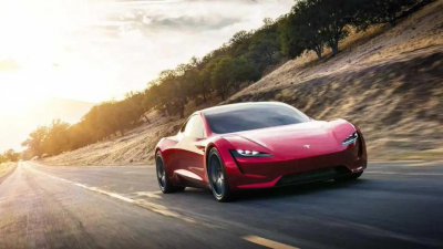 ​已跳票多年，马斯克再次宣称特斯拉 Roadster 2 可以飞