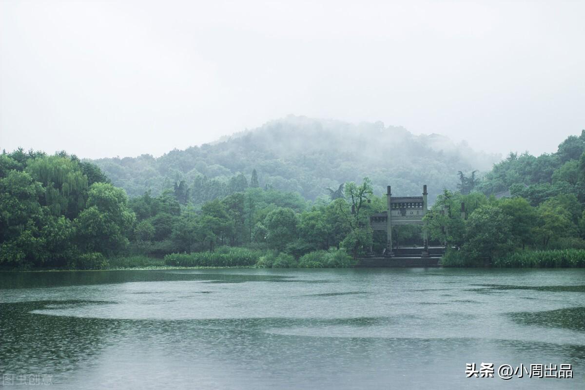 人工降雨是怎么降下来的（一文搞懂人工降雨是怎样实现的）