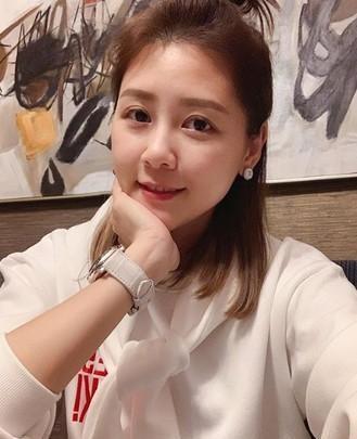 严立婷，艾利克斯李咏娴现状(李咏娴艾利克斯离婚)