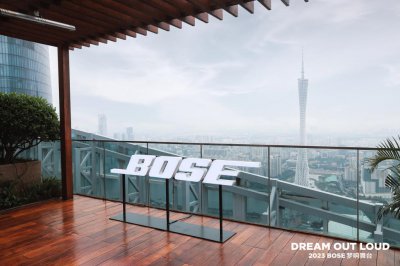 ​科技汽车新 CP：Bose 们争夺车载场景，保时捷们狂卷音响