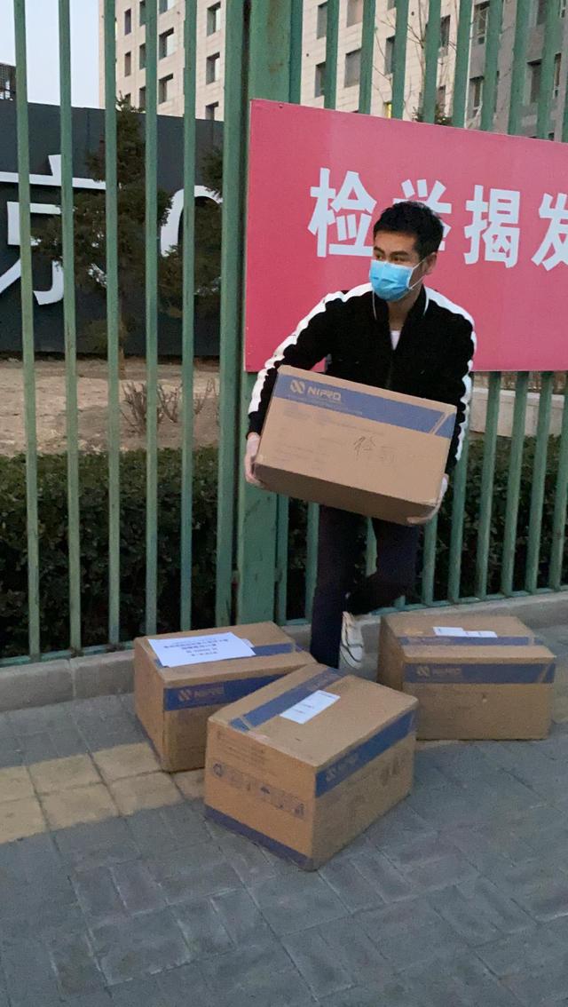 歌手徐子崴简介（凤城籍音乐人徐子崴）(3)