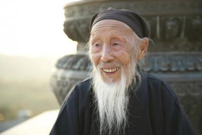 ​张至顺道长口述一生修炼经历（104岁的张至顺7岁开始乞讨）