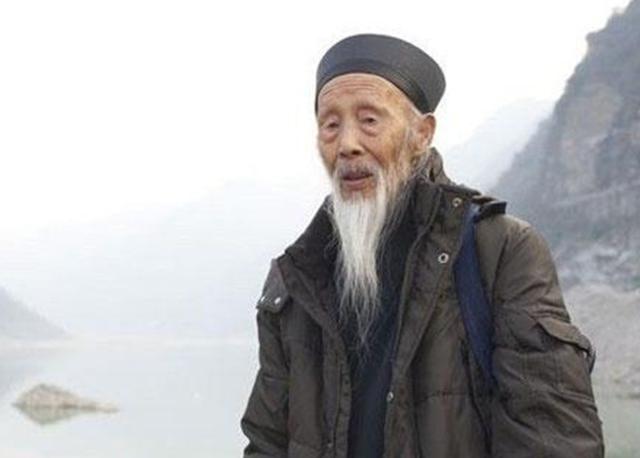 张至顺道长口述一生修炼经历（104岁的张至顺7岁开始乞讨）(6)