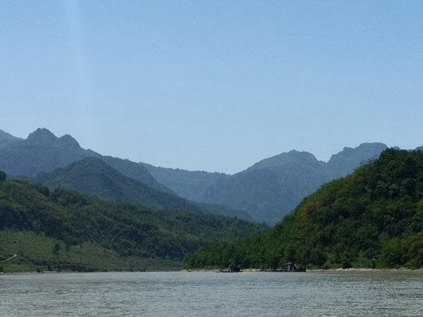 四川最大的乐山大佛（四川文旅新发现）(3)