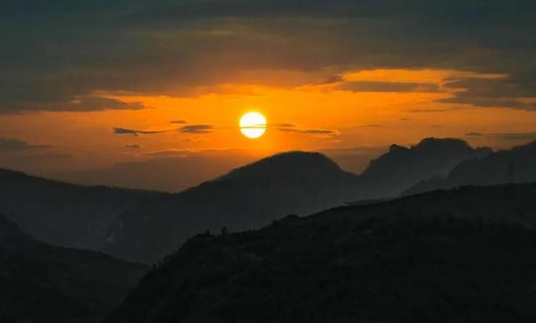 四川最大的乐山大佛（四川文旅新发现）(1)