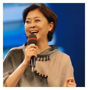 当年倪萍儿子被传是傻子，如今她含泪说出真相，真实原因令人心酸