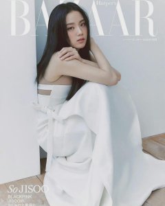 ​金智秀Jisoo x BAZAAR